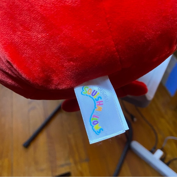 8 Inch Valentines Squishmallow Aneta the Lobster - Picture 8 of 8